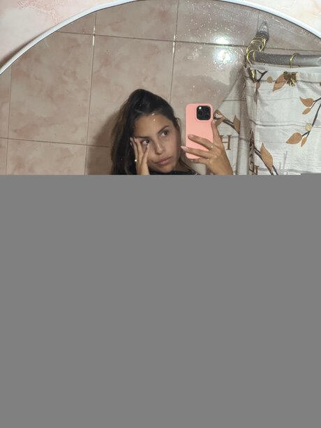 Photo nue de fuite OnlyFans de Fativiki