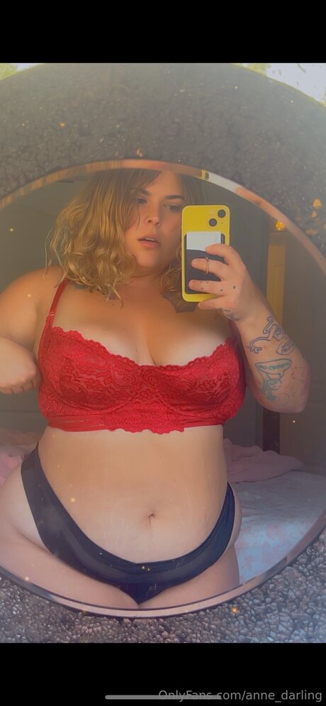 Photo nue de fuite OnlyFans de Anne Darling