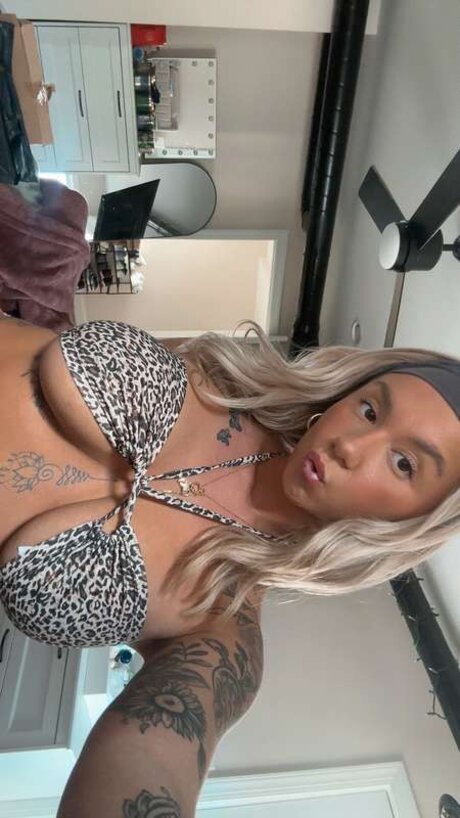 Photo nue de fuite OnlyFans de Babycali