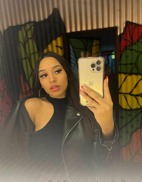 Paula Flores
