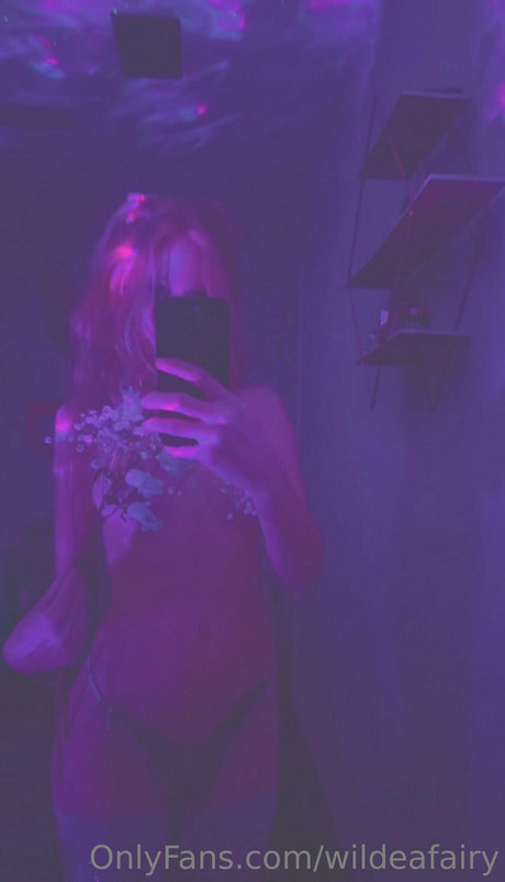 Photo nue de fuite OnlyFans de Emerald Wildea