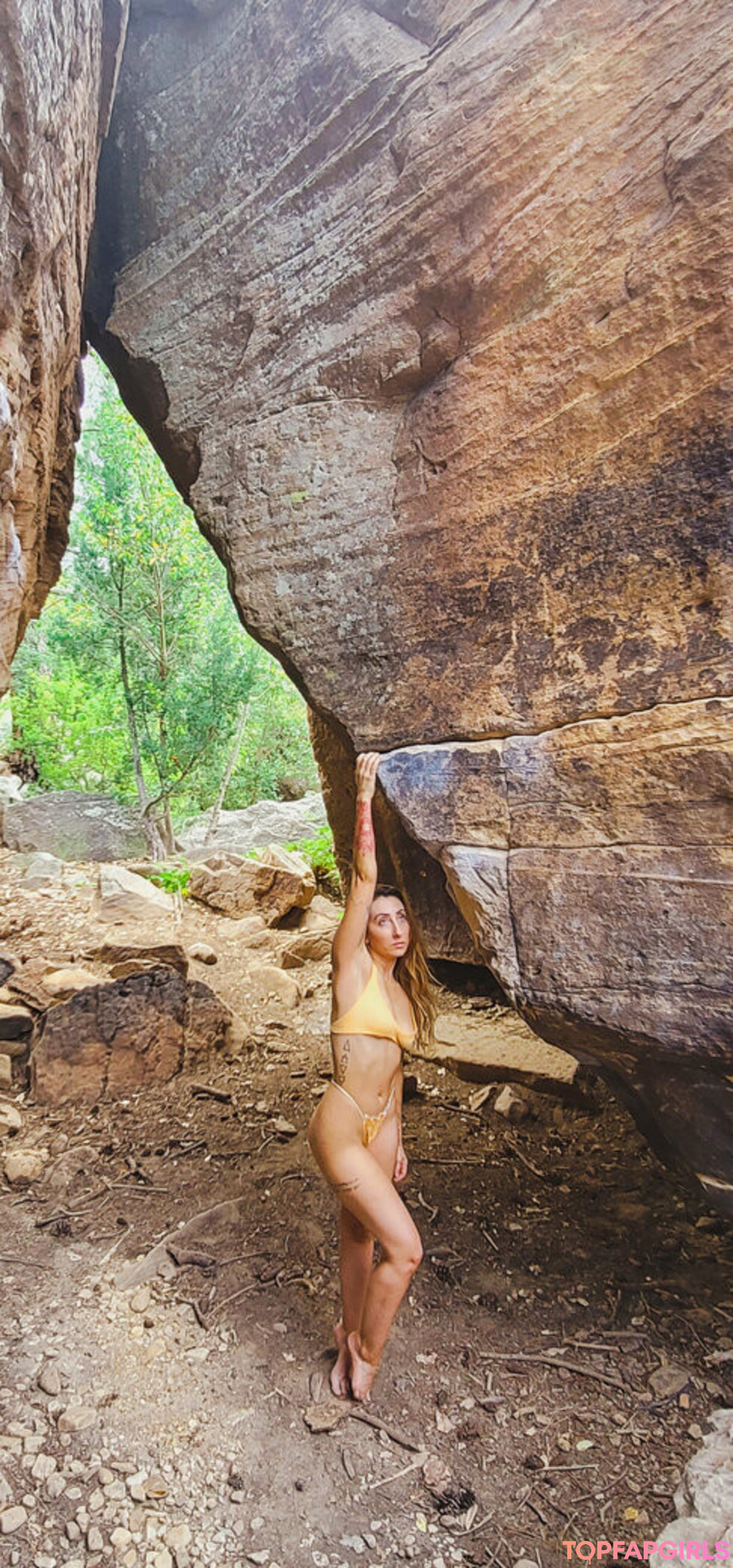 Photo nue de fuite OnlyFans de Zoebytheriverfree #146 Photo nue de fuite OnlyFans de Zoebytheriverfree #146