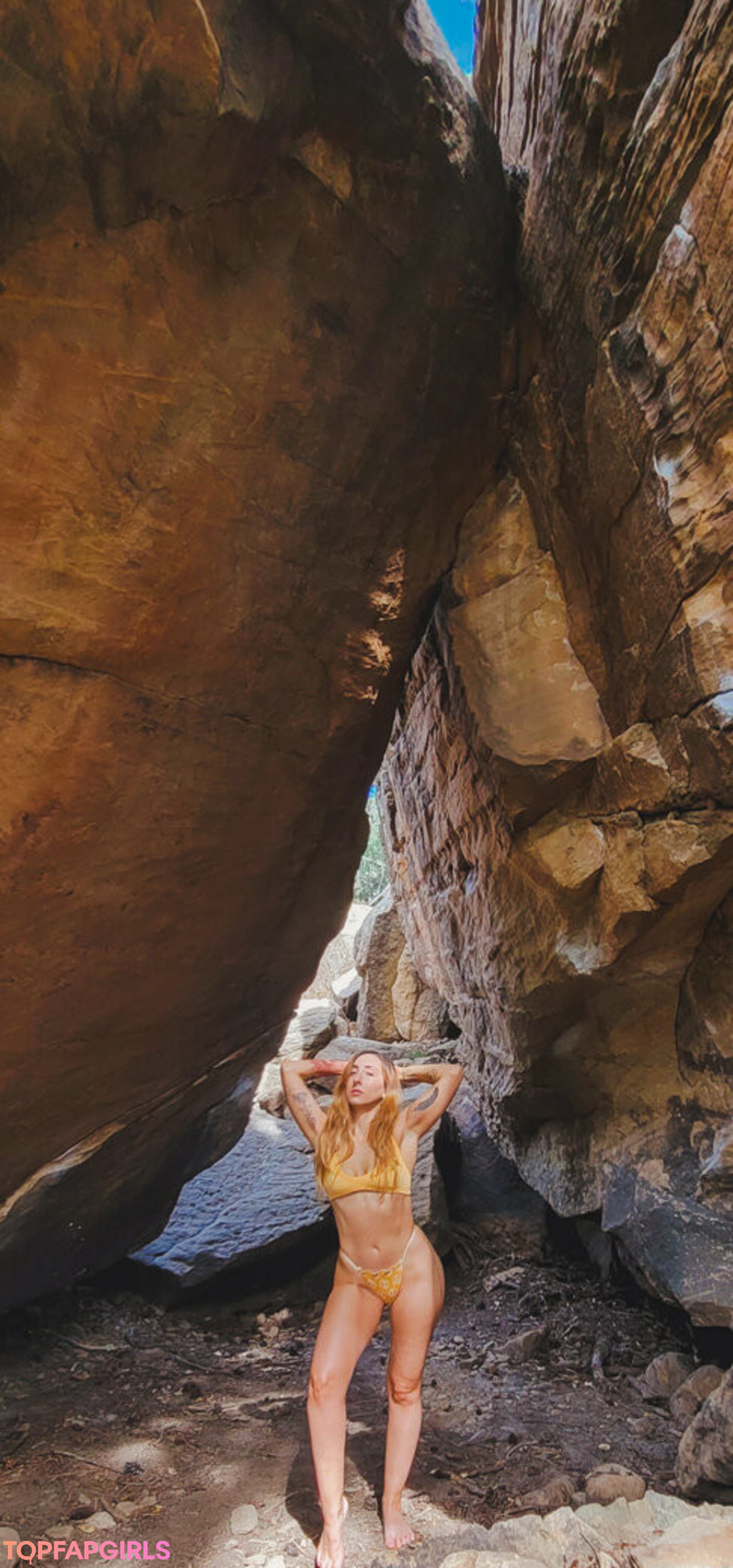 Photo nue de fuite OnlyFans de Zoebytheriverfree #149 Photo nue de fuite OnlyFans de Zoebytheriverfree #149