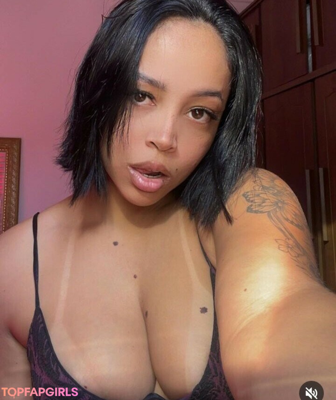 Photo nue de fuite OnlyFans de Nathalia Ottoni #1 Photo nue de fuite OnlyFans de Nathalia Ottoni #1