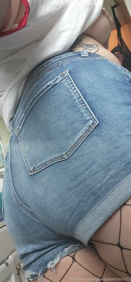 Photo nue de fuite OnlyFans de Peachykeenstine22