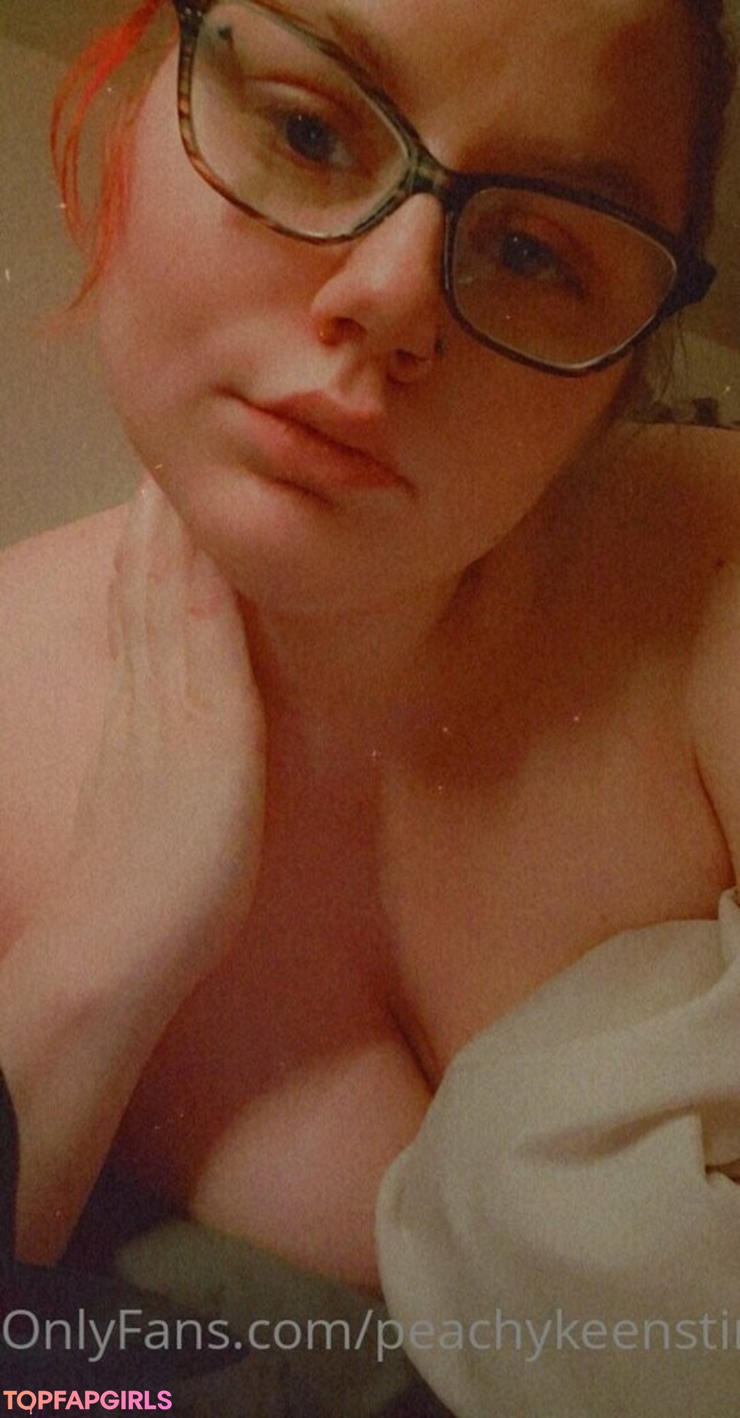 Photo nue de fuite OnlyFans de Peachykeenstine22 #85 Photo nue de fuite OnlyFans de Peachykeenstine22 #85
