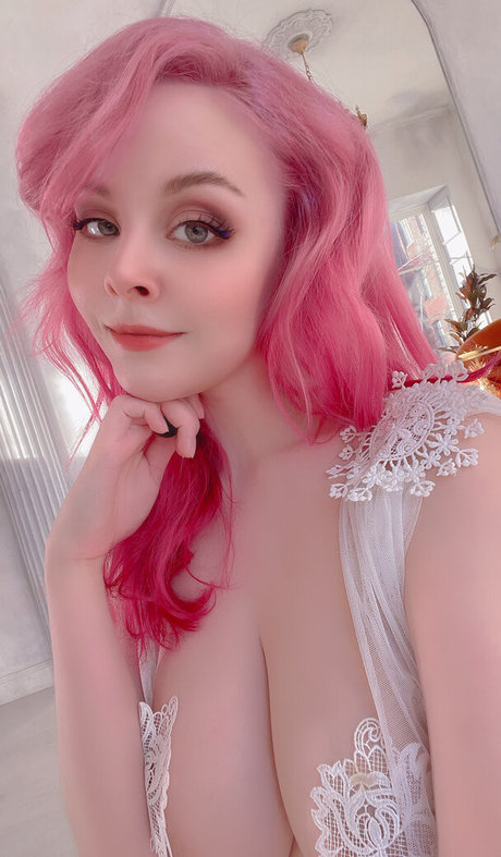 Helly Valentine