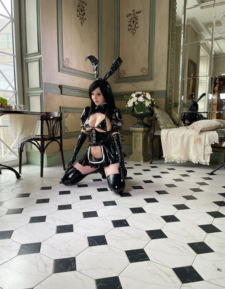 Helly Valentine