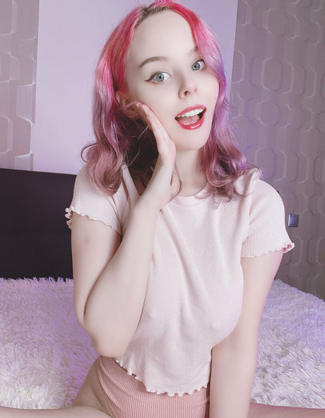 Helly Valentine