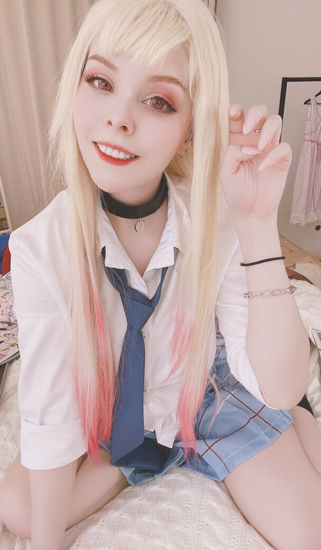 Helly Valentine