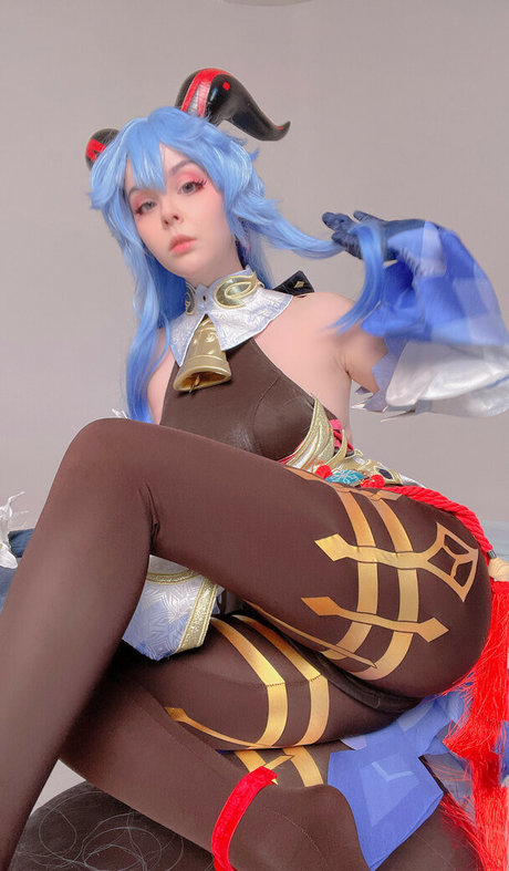 Helly Valentine