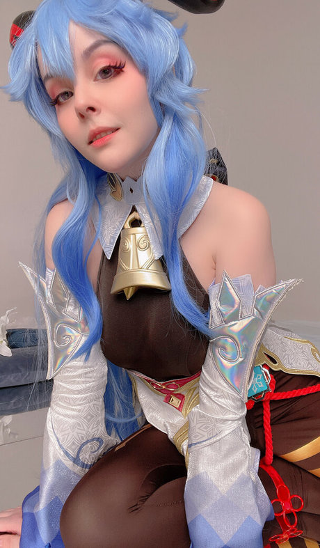 Helly Valentine