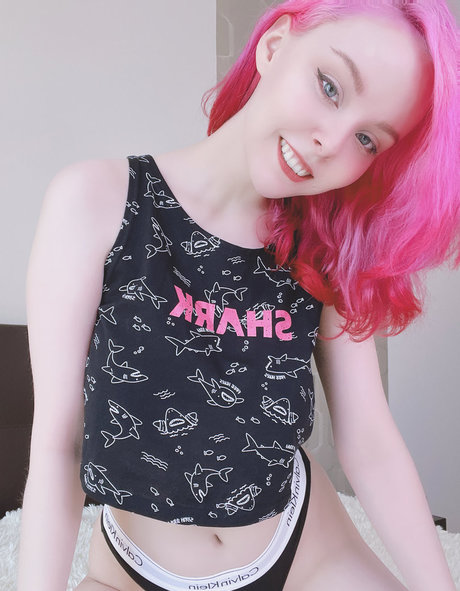 Helly Valentine