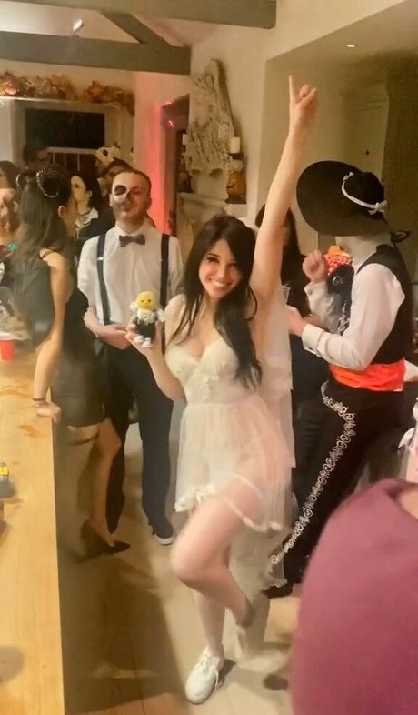 Belle Delphine