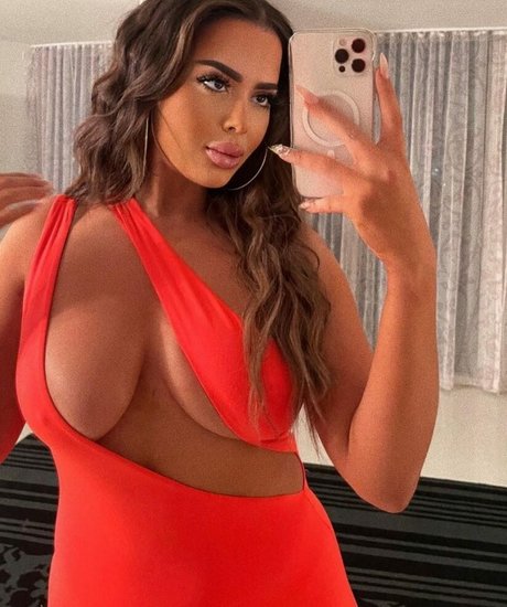 Photo nue de fuite OnlyFans de Ghizlanexoxo