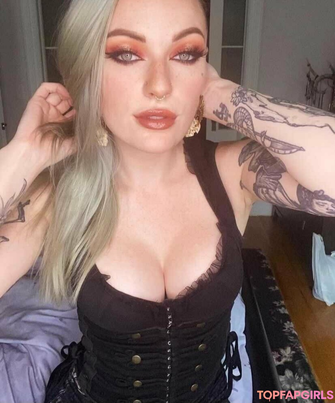 Photo nue de fuite OnlyFans de Blackheartburlesque #94 Photo nue de fuite OnlyFans de Blackheartburlesque #94