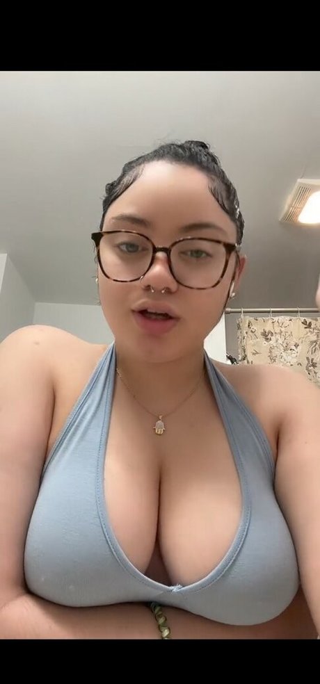 Photo nue de fuite OnlyFans de Sesy Dadoll