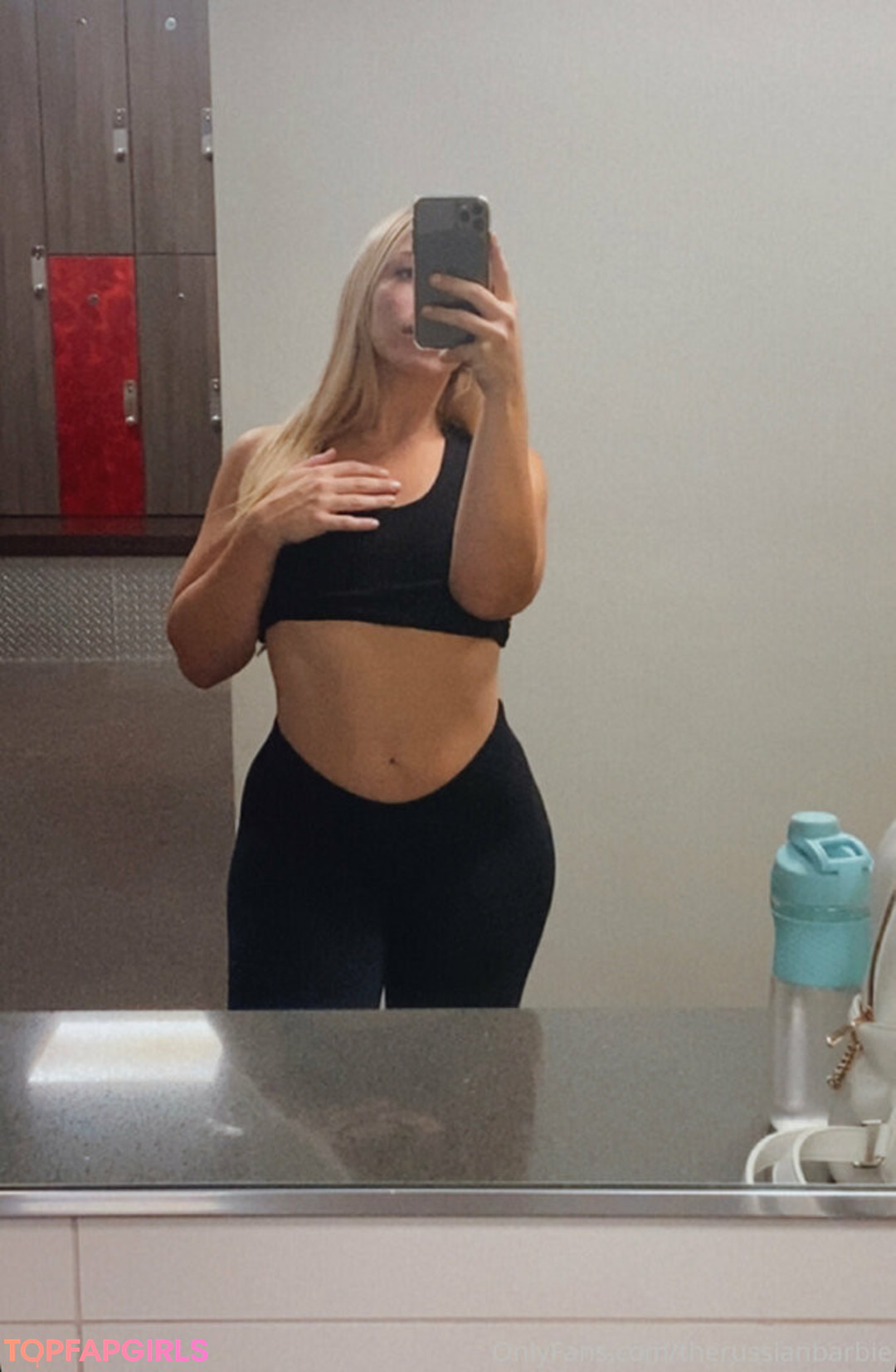 Photo nue de fuite OnlyFans de Therussianbarbie #7 Photo nue de fuite OnlyFans de Therussianbarbie #7