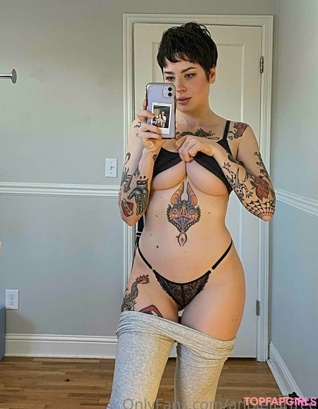 Photo nue de fuite OnlyFans de Anisa Jomha #218 Photo nue de fuite OnlyFans de Anisa Jomha #218