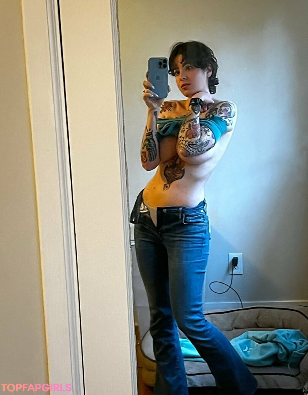 Photo nue de fuite OnlyFans de Anisa Jomha #220 Photo nue de fuite OnlyFans de Anisa Jomha #220