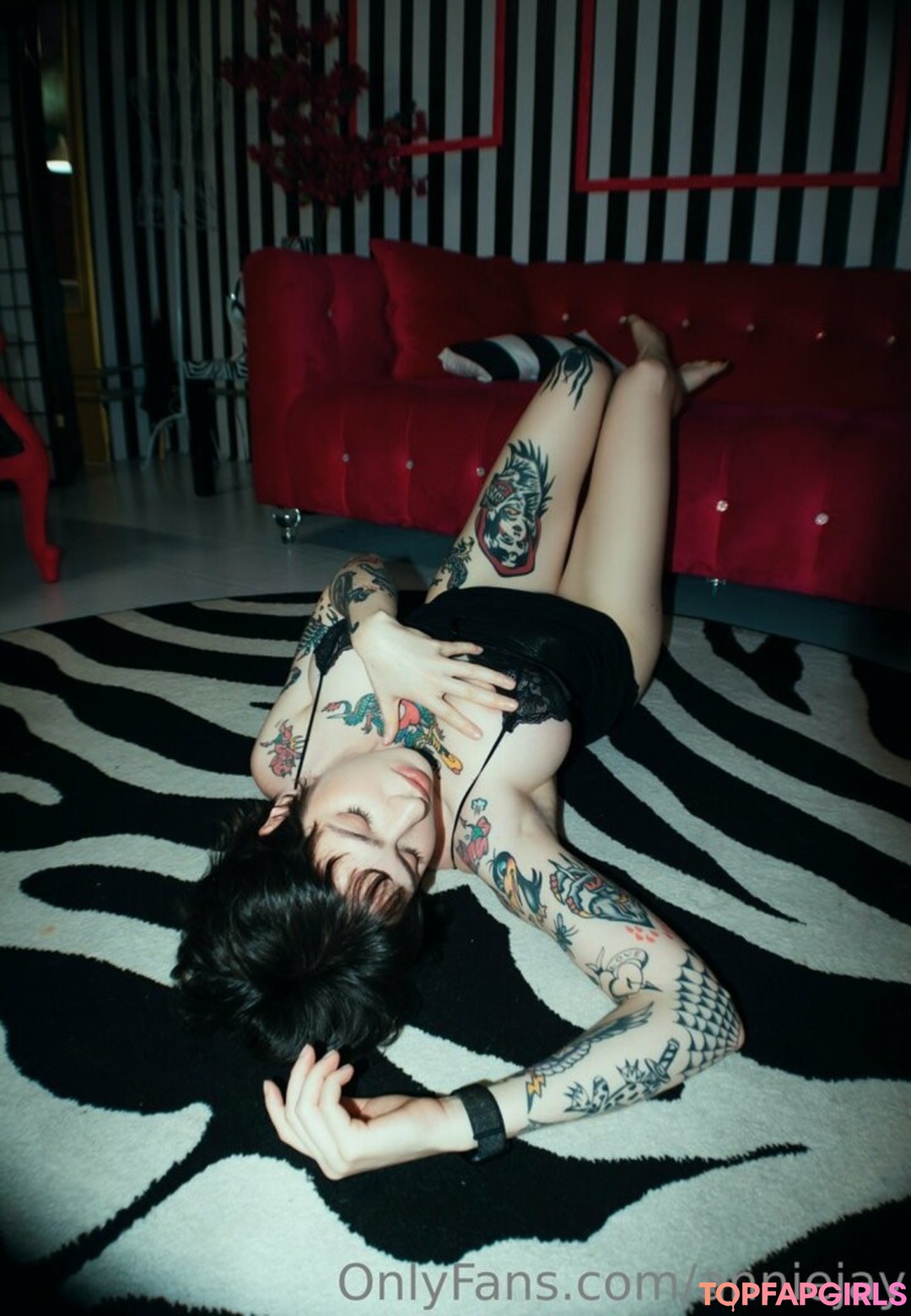 Photo nue de fuite OnlyFans de Anisa Jomha #306 Photo nue de fuite OnlyFans de Anisa Jomha #306