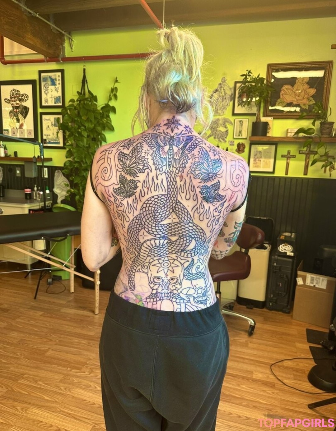 Photo nue de fuite OnlyFans de Anisa Jomha #424 Photo nue de fuite OnlyFans de Anisa Jomha #424