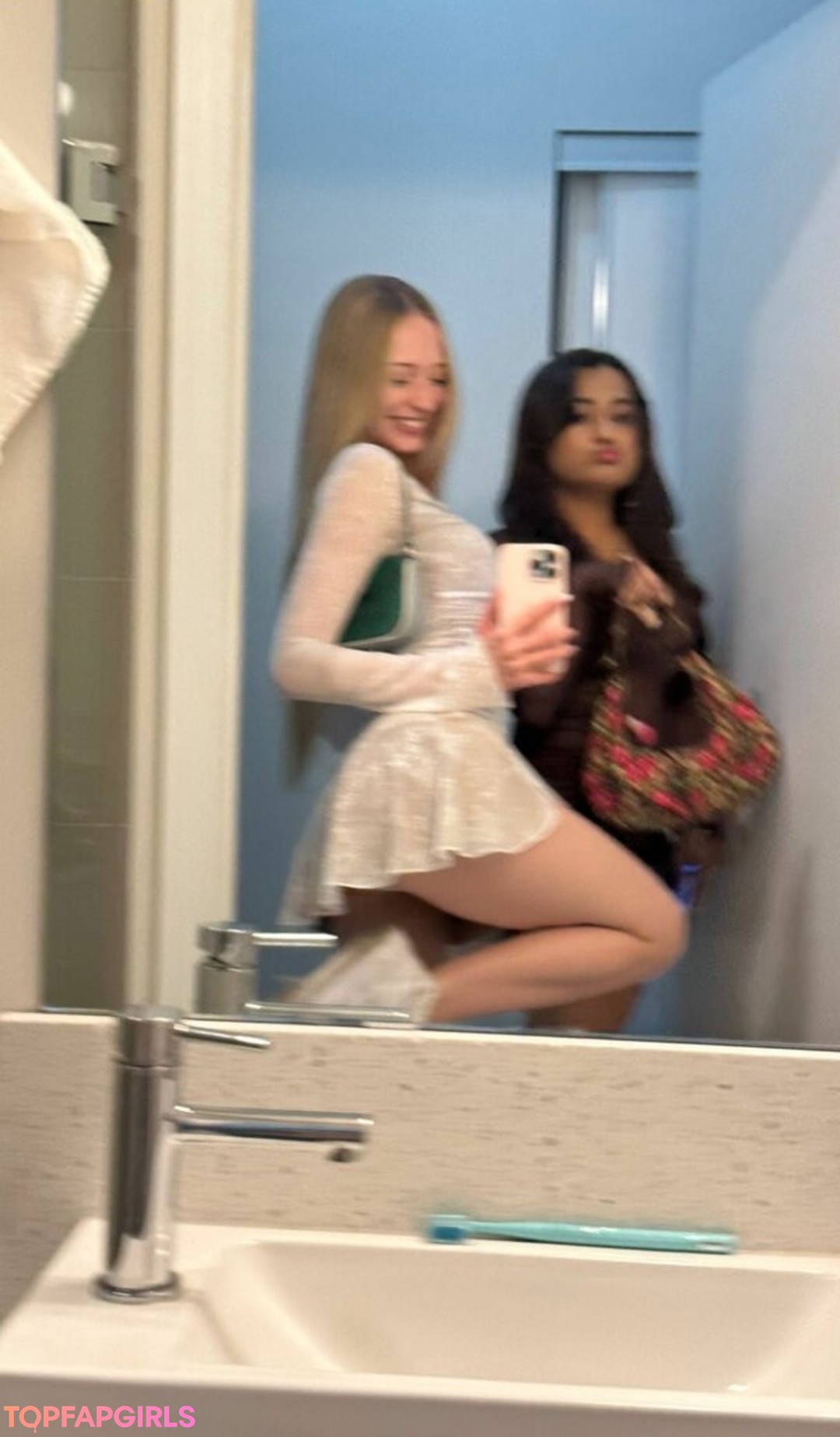 Photo nue de fuite OnlyFans de Sophia Diamond #1110 Photo nue de fuite OnlyFans de Sophia Diamond #1110