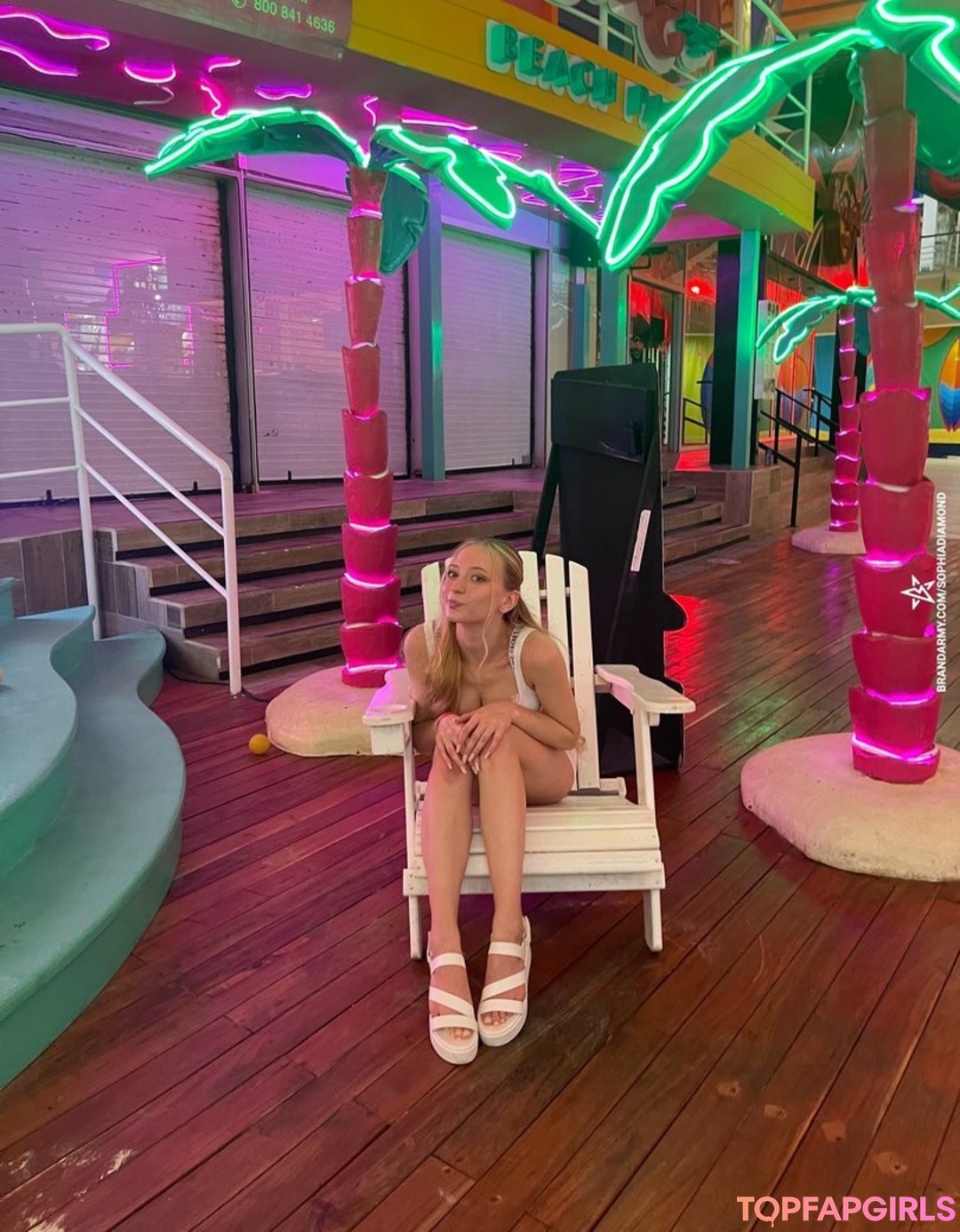 Photo nue de fuite OnlyFans de Sophia Diamond #103 Photo nue de fuite OnlyFans de Sophia Diamond #103