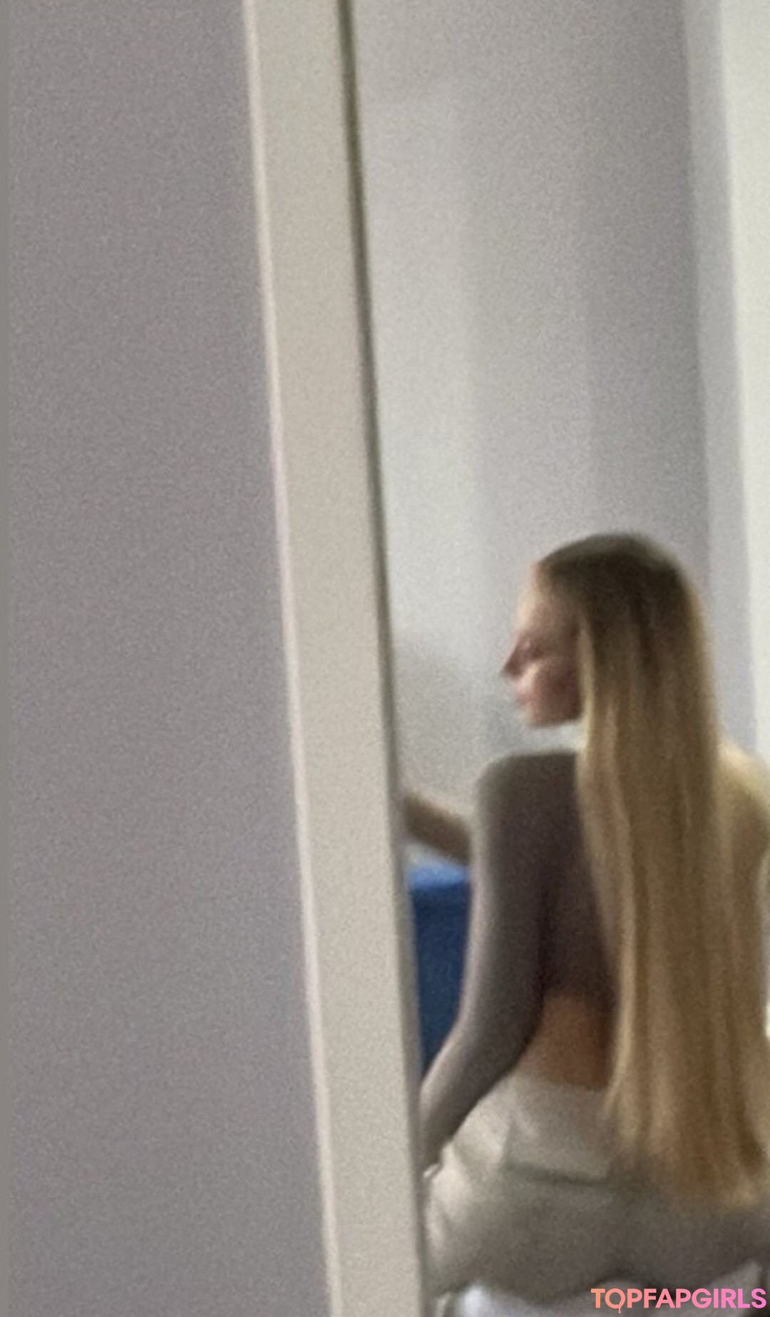 Photo nue de fuite OnlyFans de Sophia Diamond #257 Photo nue de fuite OnlyFans de Sophia Diamond #257