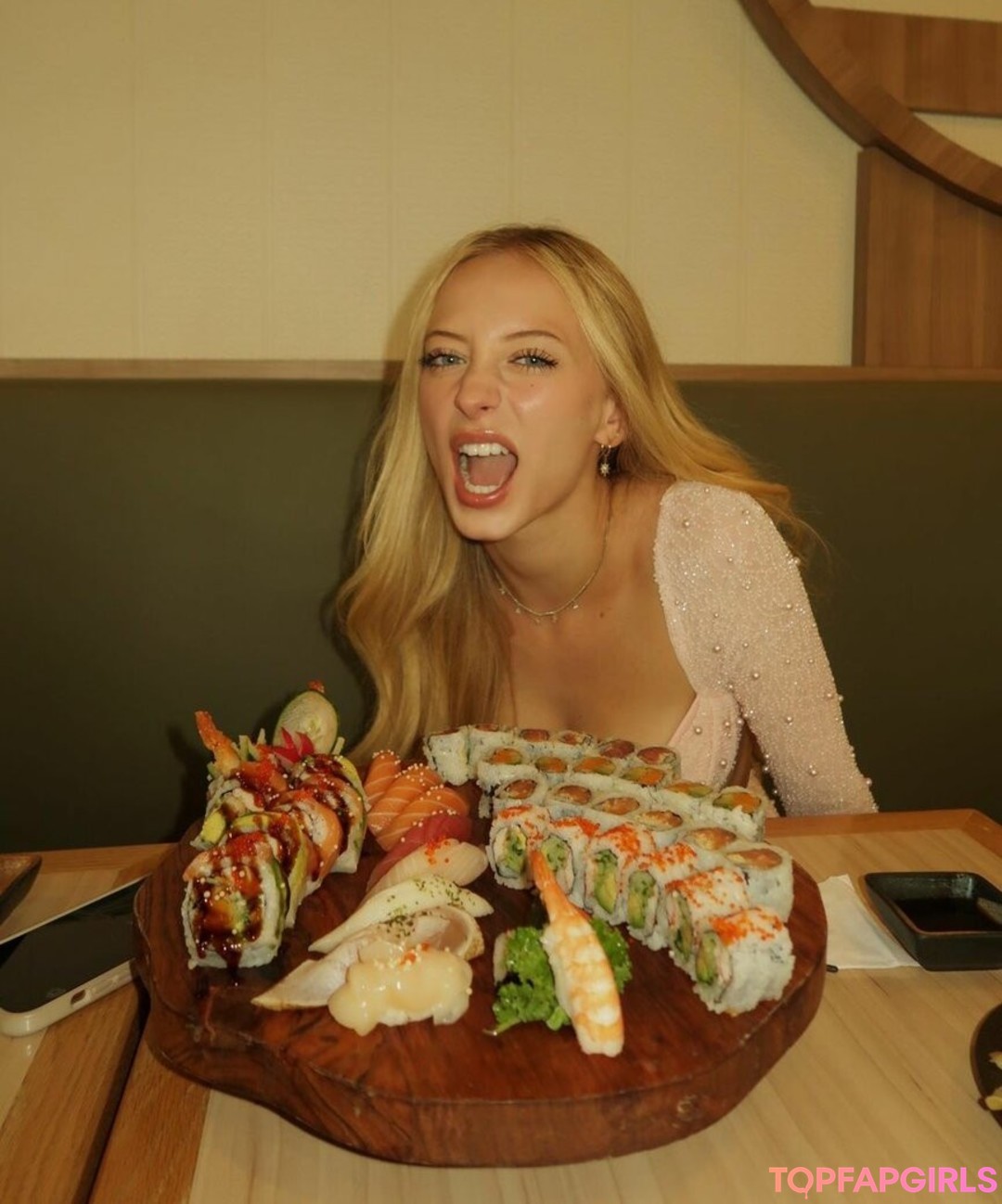 Photo nue de fuite OnlyFans de Sophia Diamond #466 Photo nue de fuite OnlyFans de Sophia Diamond #466