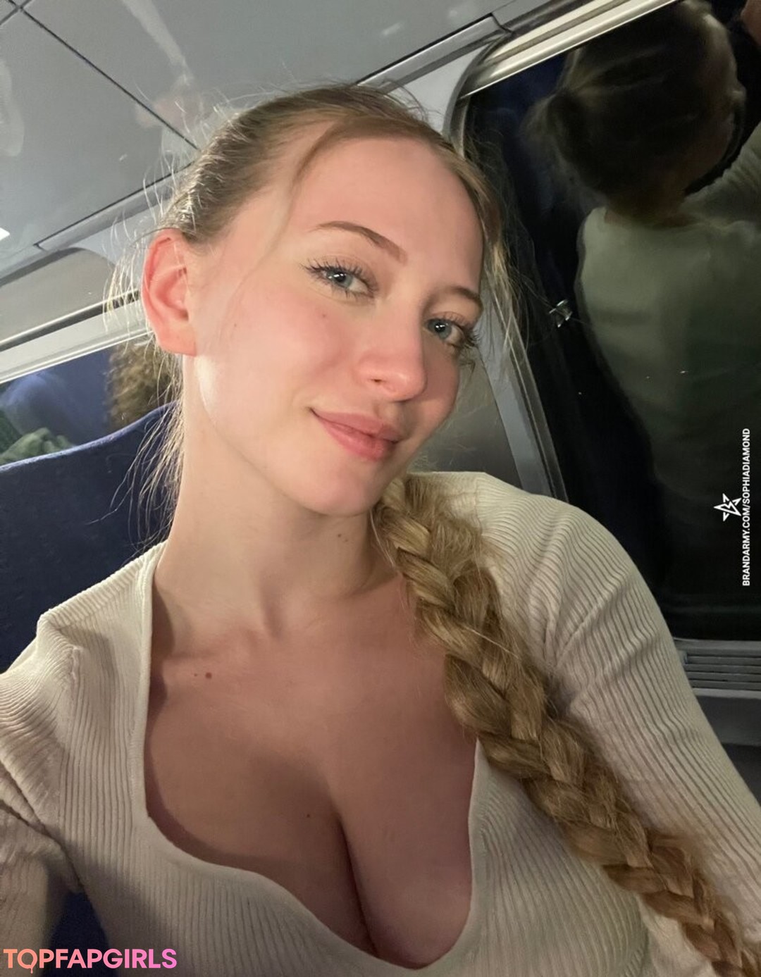 Photo nue de fuite OnlyFans de Sophia Diamond #577 Photo nue de fuite OnlyFans de Sophia Diamond #577