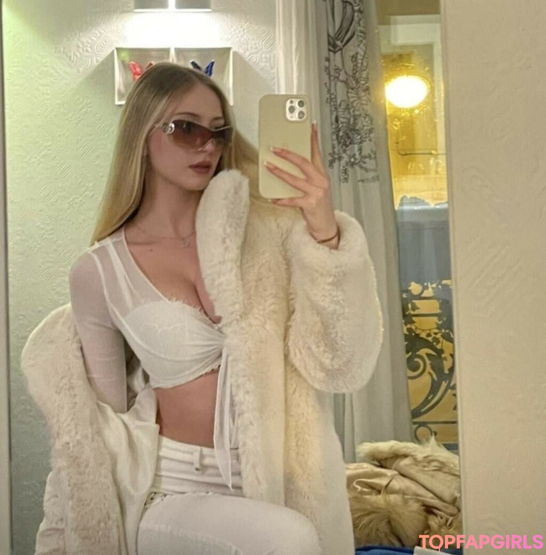 Photo nue de fuite OnlyFans de Sophia Diamond #588 Photo nue de fuite OnlyFans de Sophia Diamond #588