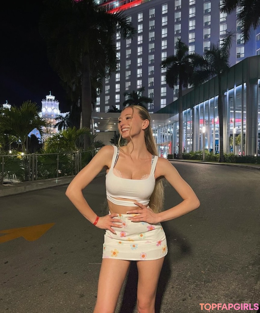 Photo nue de fuite OnlyFans de Sophia Diamond #69 Photo nue de fuite OnlyFans de Sophia Diamond #69
