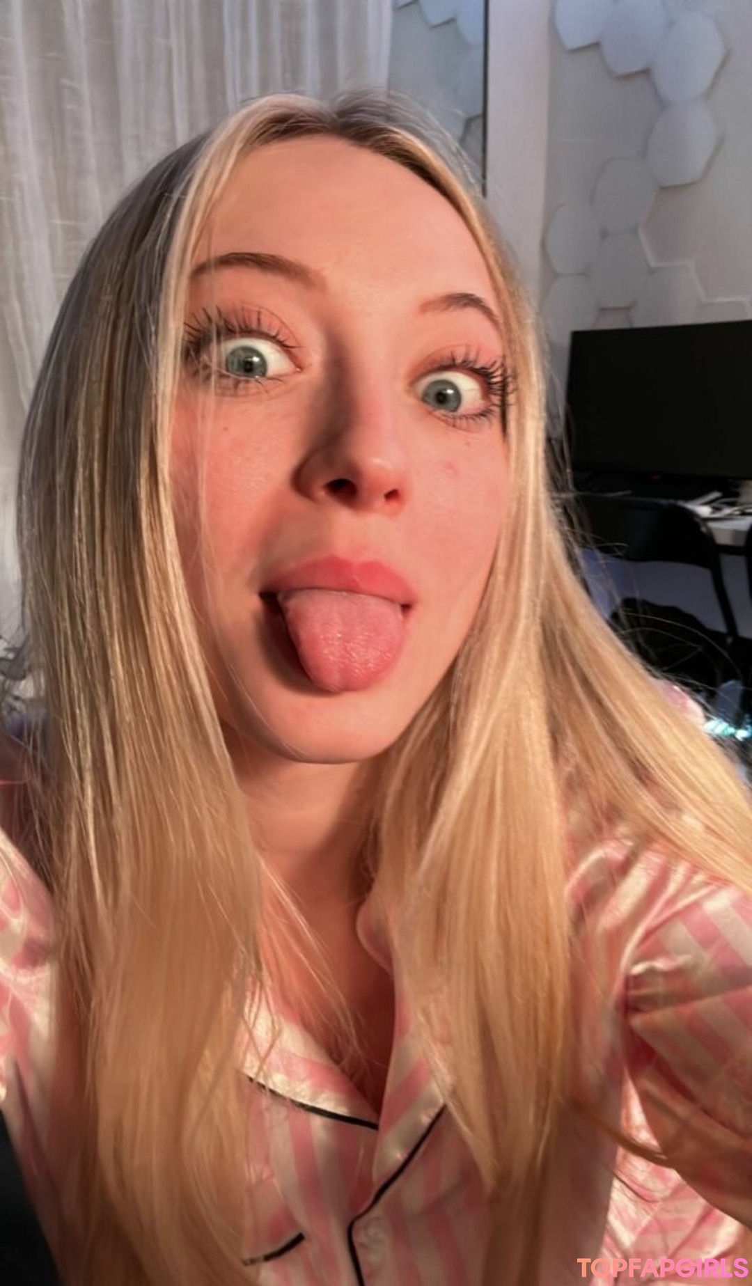 Photo nue de fuite OnlyFans de Sophia Diamond #803 Photo nue de fuite OnlyFans de Sophia Diamond #803