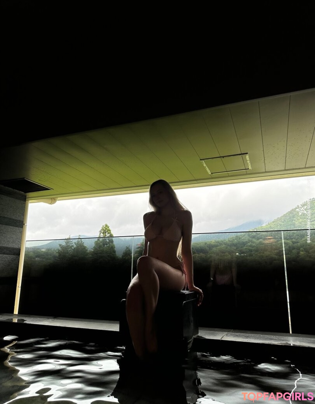 Photo nue de fuite OnlyFans de Sophia Diamond #830 Photo nue de fuite OnlyFans de Sophia Diamond #830