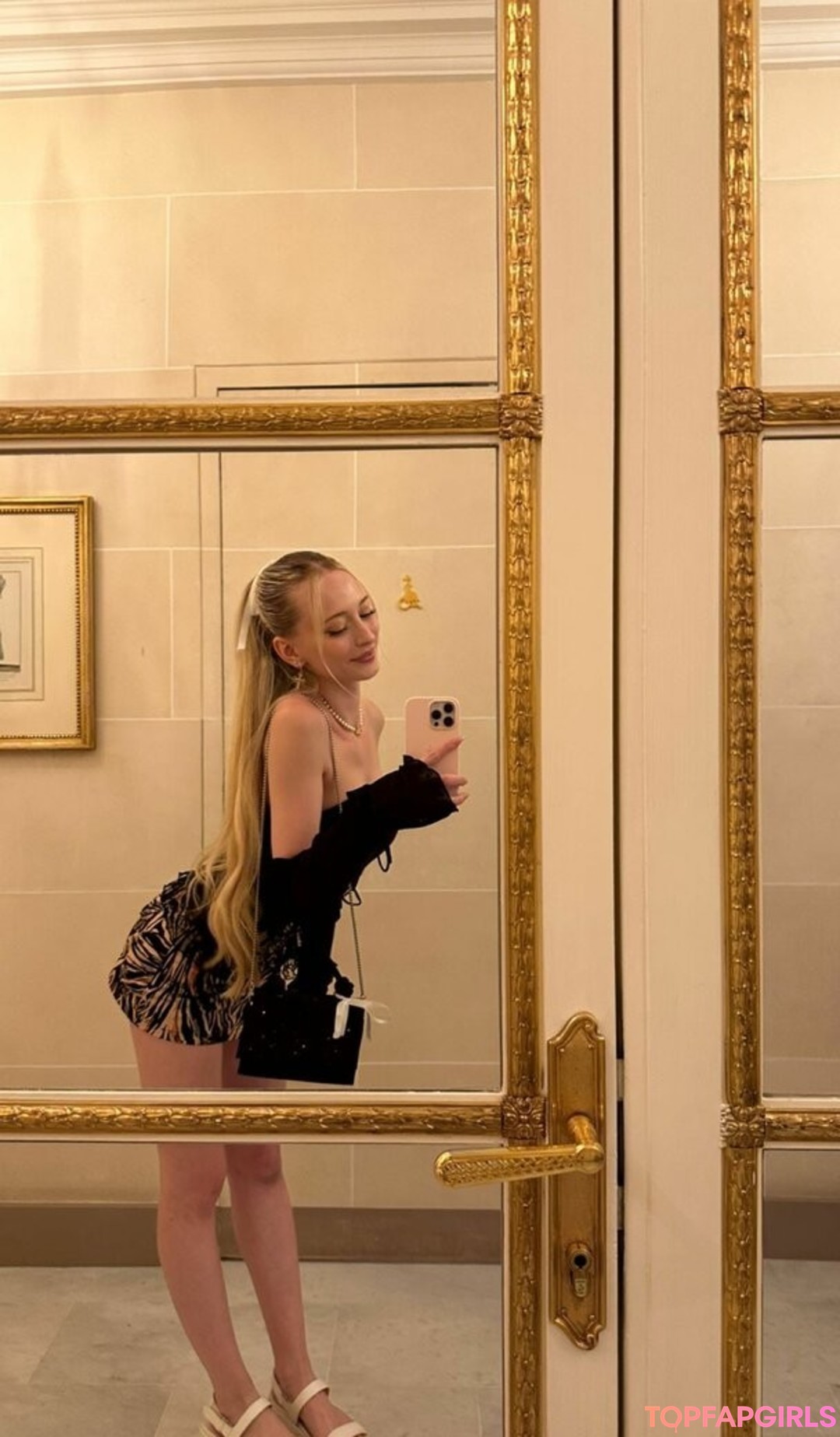 Photo nue de fuite OnlyFans de Sophia Diamond #881 Photo nue de fuite OnlyFans de Sophia Diamond #881