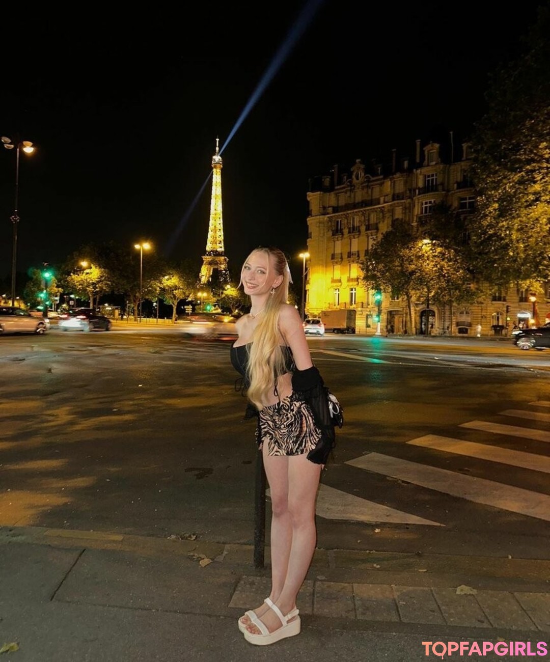 Photo nue de fuite OnlyFans de Sophia Diamond #982 Photo nue de fuite OnlyFans de Sophia Diamond #982