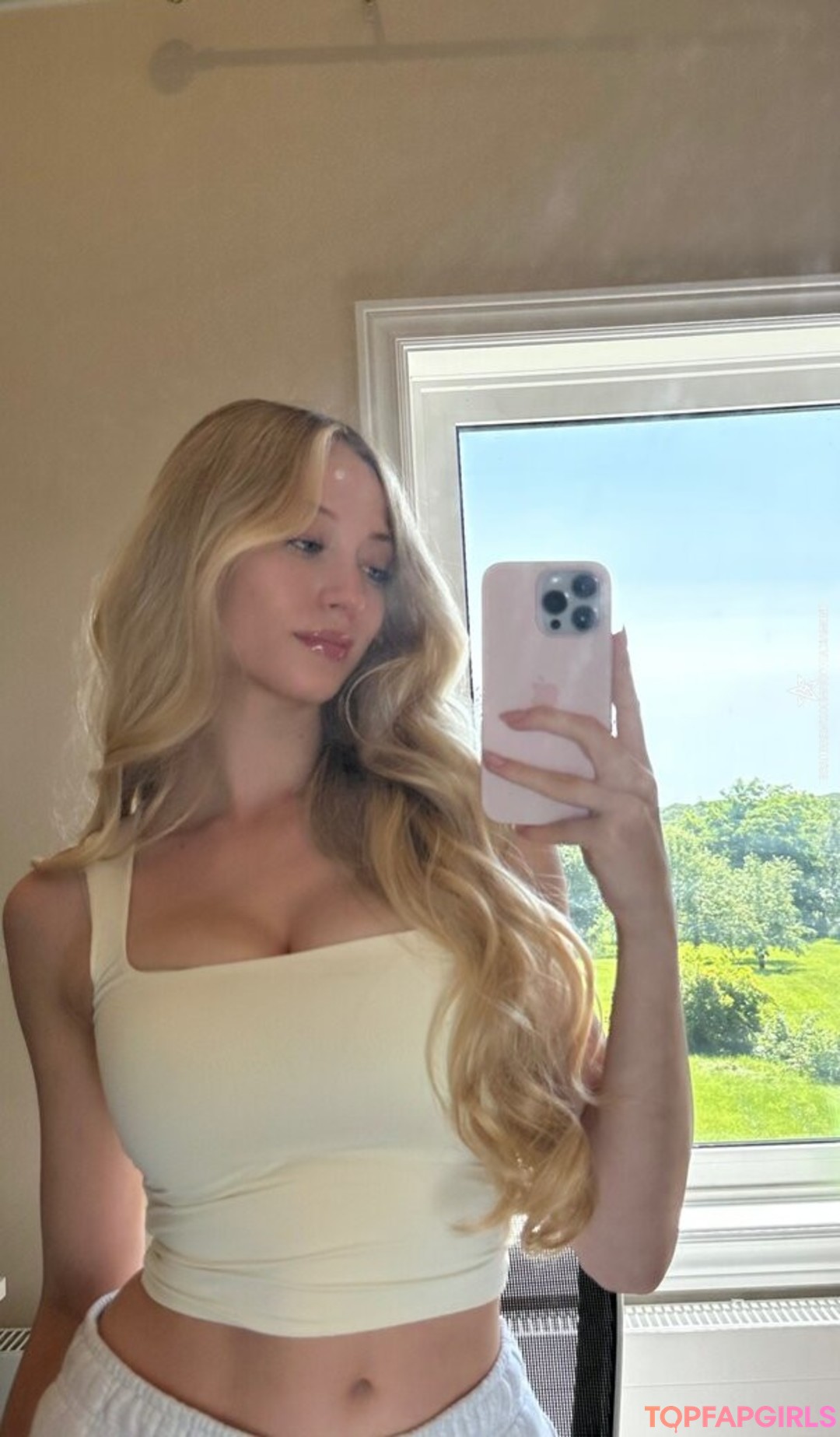 Photo nue de fuite OnlyFans de Sophia Diamond #994 Photo nue de fuite OnlyFans de Sophia Diamond #994