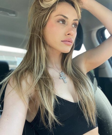 Photo nue de fuite OnlyFans de Angela Halili