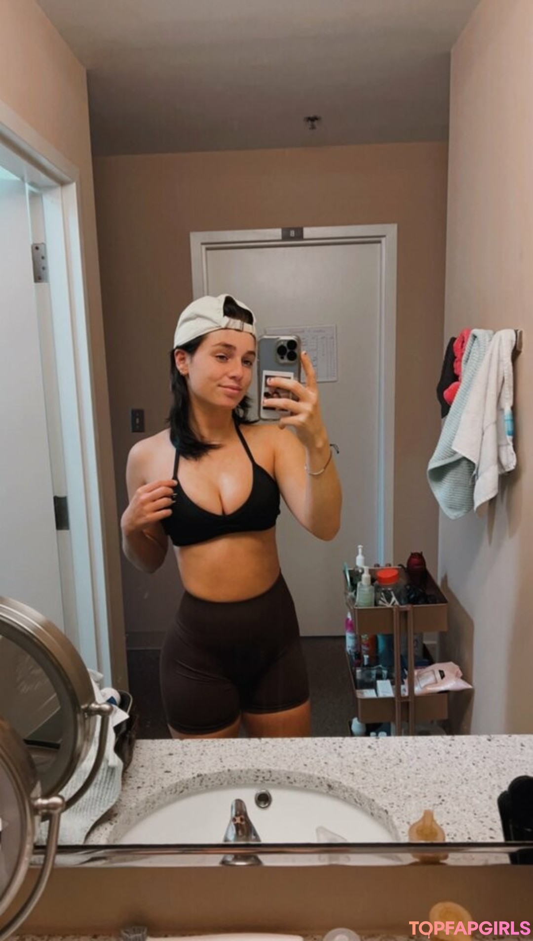 Photo nue de fuite OnlyFans de Classiccardad #7 Photo nue de fuite OnlyFans de Classiccardad #7