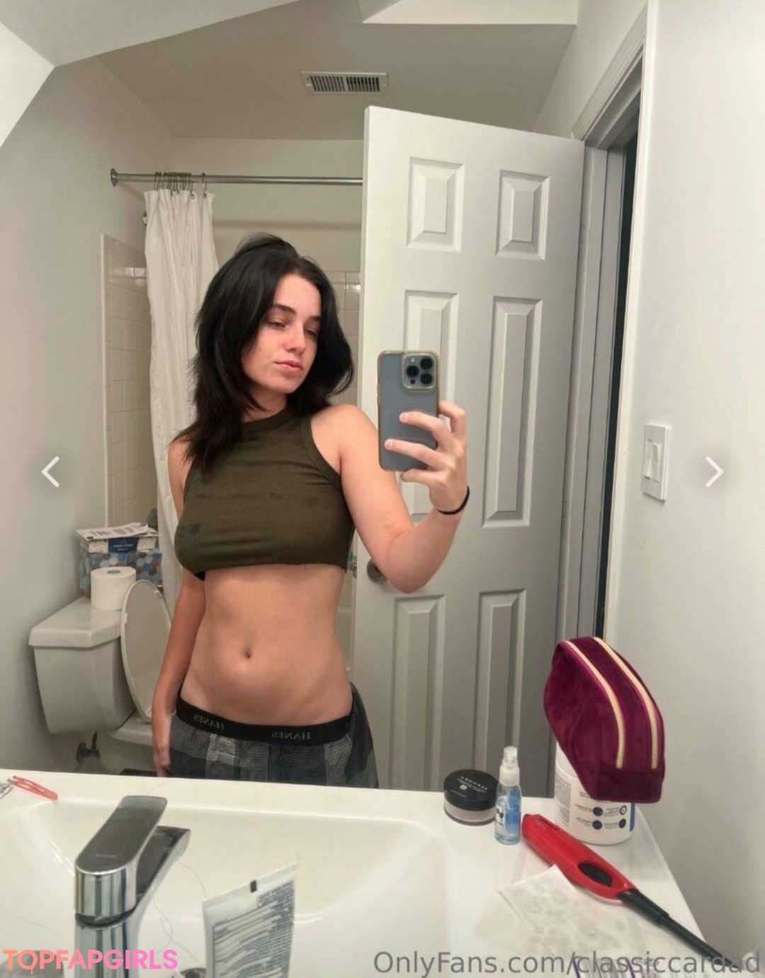Photo nue de fuite OnlyFans de Classiccardad #98 Photo nue de fuite OnlyFans de Classiccardad #98
