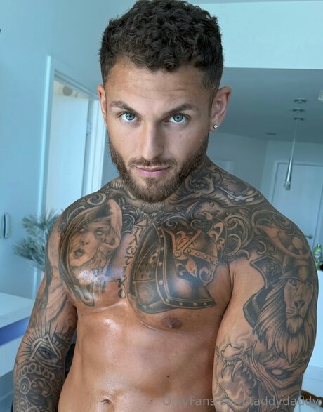 Photo nue de fuite OnlyFans de Taddydaddy