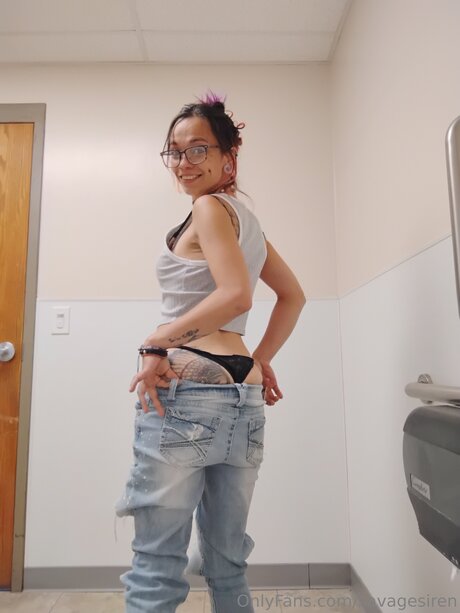 Photo nue de fuite OnlyFans de Savagesiren