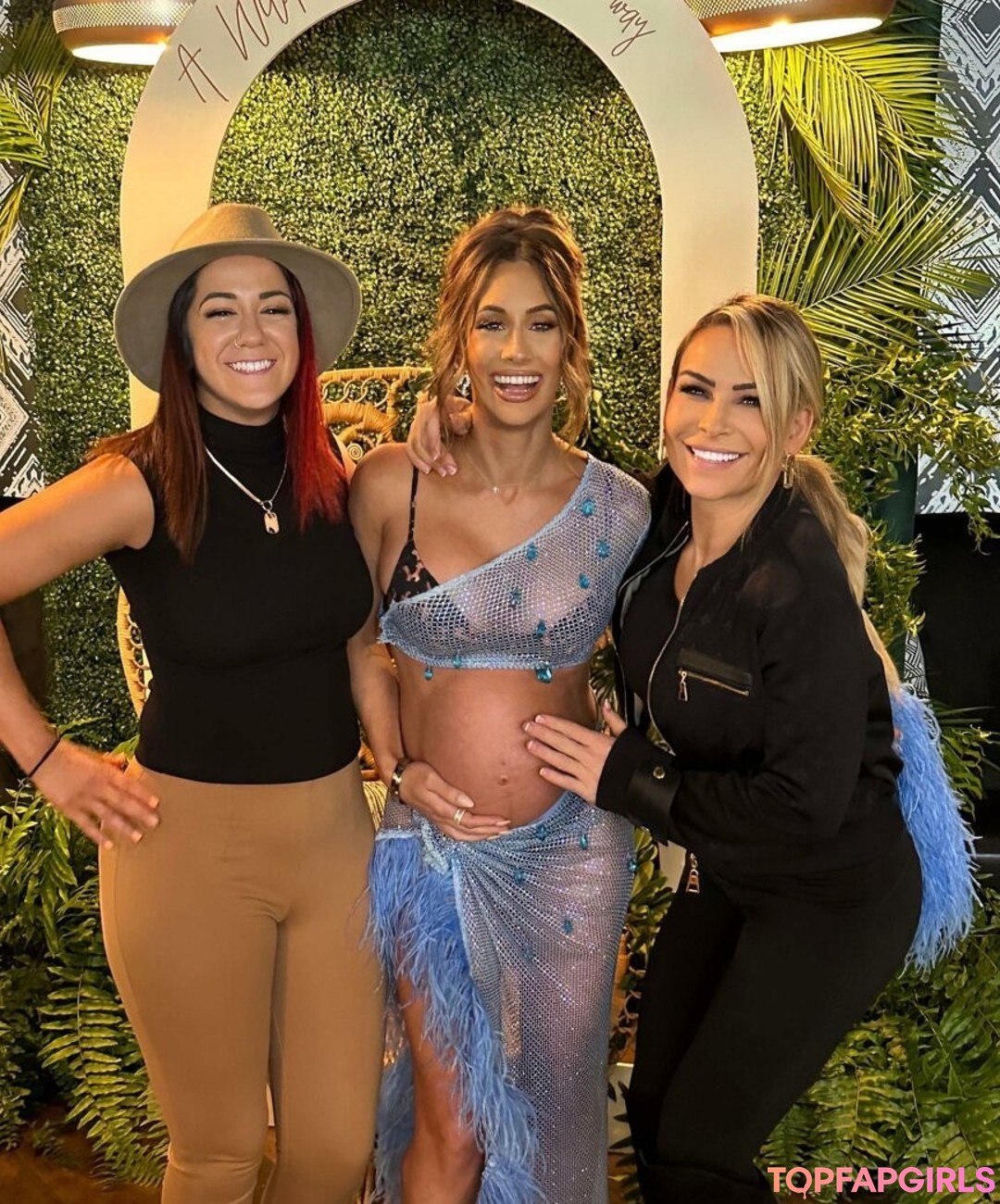 Photo nue de fuite OnlyFans de Natalya Neidhart #259 Photo nue de fuite OnlyFans de Natalya Neidhart #259