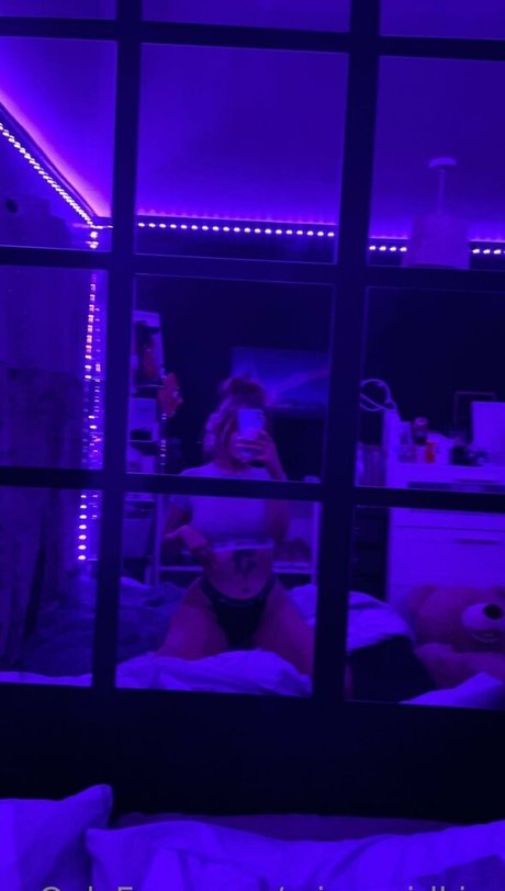 Mirrorgirlkim