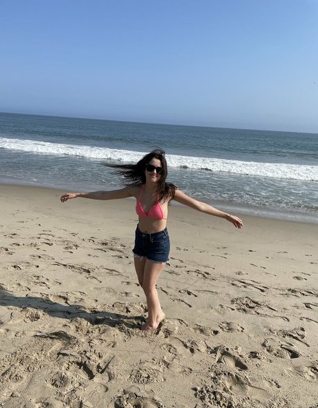 Laura Marano