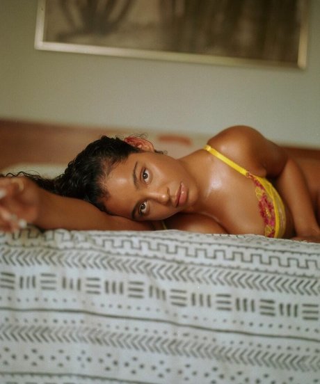 Photo nue de fuite OnlyFans de Malaika Terry