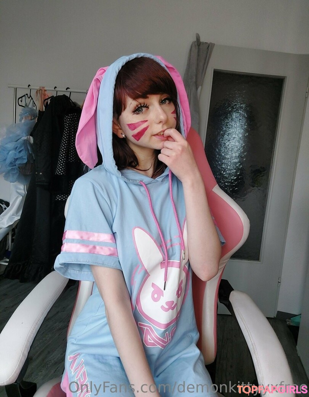 Photo nue de fuite OnlyFans de Demonkittyyxfree #33 Photo nue de fuite OnlyFans de Demonkittyyxfree #33
