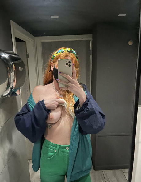 Annieecharlottefree
