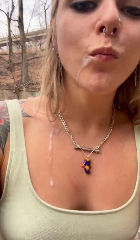 Photo nue de fuite OnlyFans de Alliekazam